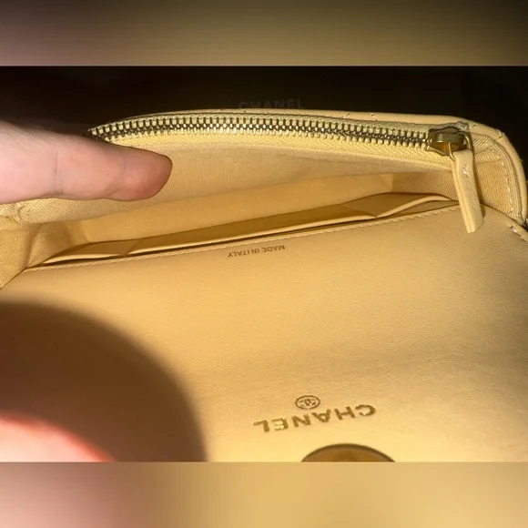 CHANEL CC flap lambskin WOC phone holder on chain - Picture 13 of 15